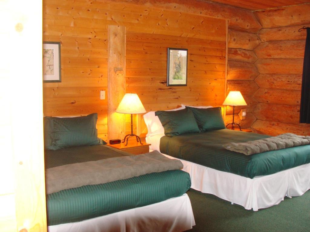 Bear Track Inn Gustavus Habitación foto